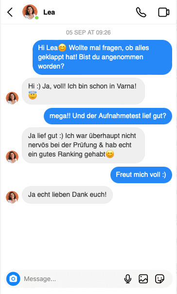 trans.pointingLadyAlt